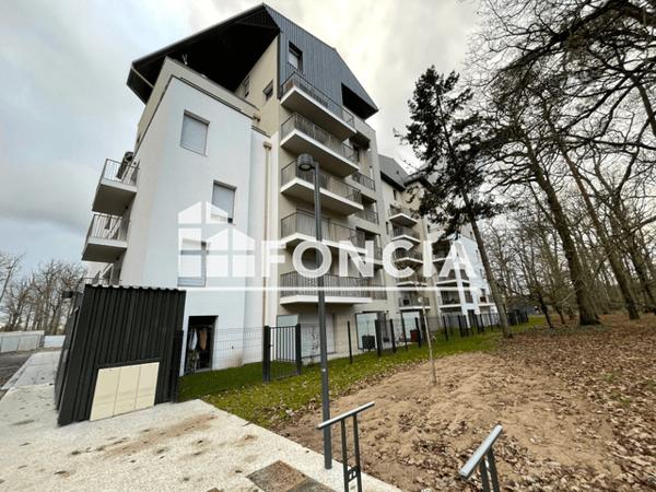 Location Studio 31.8 m² - 15 AVENUE CHANOINE CARLOTTI Tours 37200