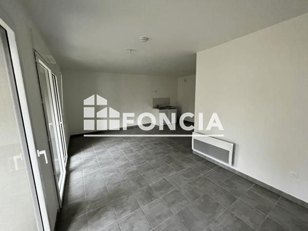 Location Studio 31.8 m² - 15 AVENUE CHANOINE CARLOTTI Tours 37200
