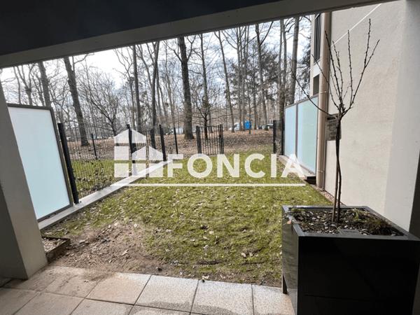 Location Studio 31.8 m² - 15 AVENUE CHANOINE CARLOTTI Tours 37200