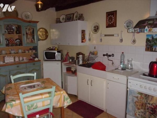 SAINT MARTIN SUR OUST, maison de village à vendre.