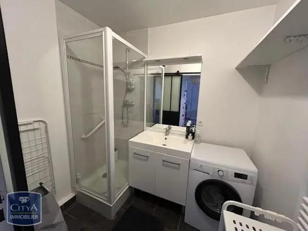Appartement à louer 2 pièces 38.16m² Clermont-Ferrand (63000)