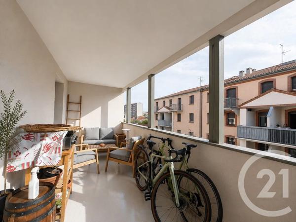 Appartement T3 à vendre  3 pièces - 54 m 2   TOULOUSE  - 31