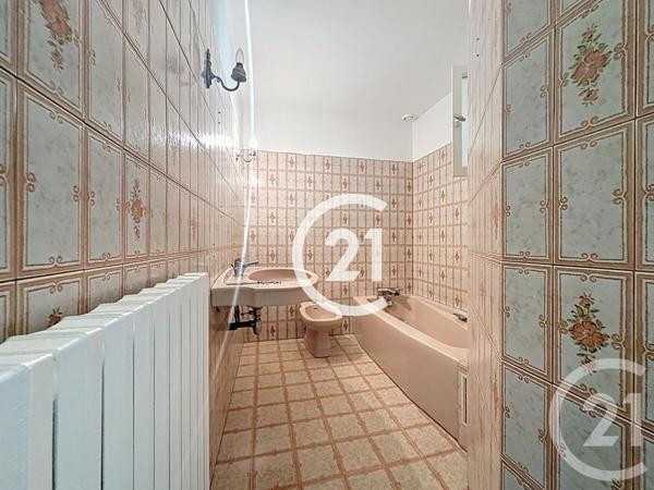 Maison à vendre  5 pièces - 144,50 m2 ST LAURENT DE COGNAC - 16