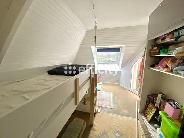 Maison 7 pièces - 236 m²