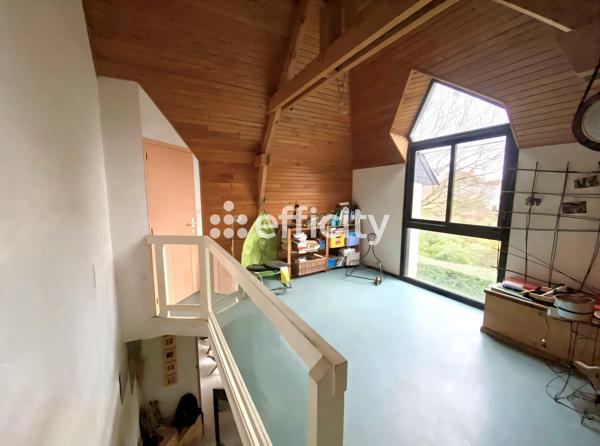 Maison 7 pièces - 236 m²