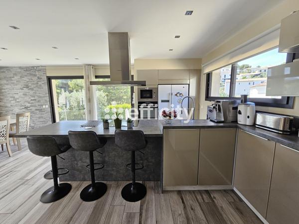 Maison 5 pièces - 164 m² Bien prestige