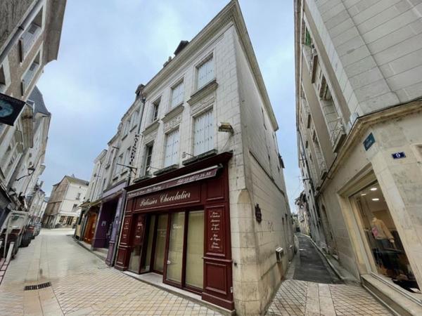 Immeuble à vendre |  Amboise |  241 m²