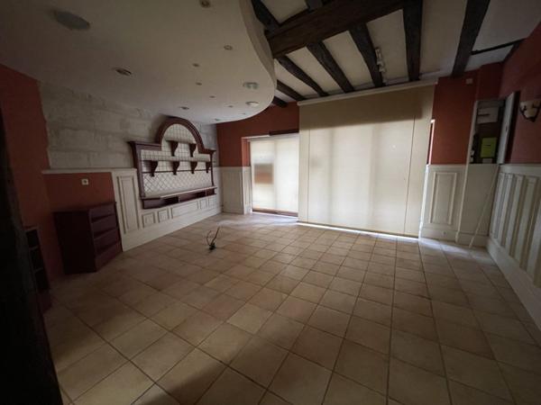 Immeuble à vendre |  Amboise |  241 m²