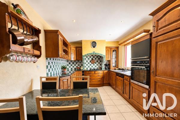 Maison à vendre 7 pièces 209,6 m² Châteaugiron