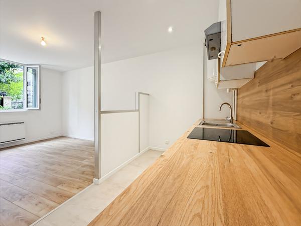 Appartement studio à vendre au centre-ville de Rosny-sous-Bois - Réf 4196