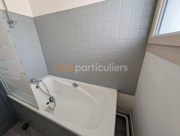 Vente
                Maison62 m² - 3 Pièces -
                    Beurey sur saulx (55000)