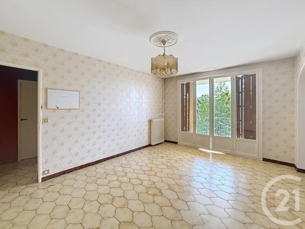 Appartement F3 à vendre  3 pièces - 69,01 m2 MONTEREAU FAULT YONNE - 77