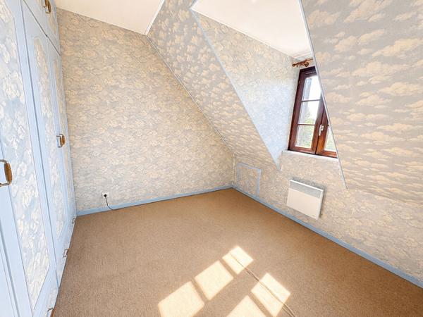 CHAUMONTEL ? MAISON INDÉPENDANTE ? 5 CHAMBRES ? TERRAIN DE 749 M²