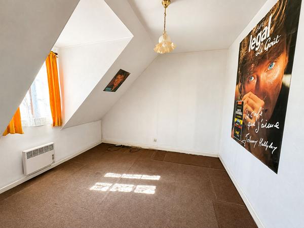 CHAUMONTEL ? MAISON INDÉPENDANTE ? 5 CHAMBRES ? TERRAIN DE 749 M²
