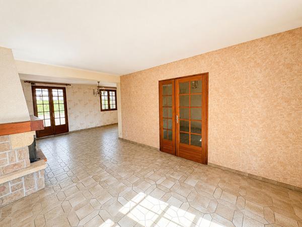 CHAUMONTEL ? MAISON INDÉPENDANTE ? 5 CHAMBRES ? TERRAIN DE 749 M²
