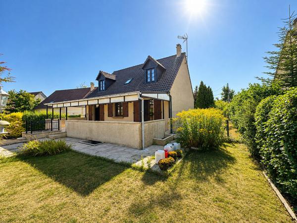 CHAUMONTEL ? MAISON INDÉPENDANTE ? 5 CHAMBRES ? TERRAIN DE 749 M²