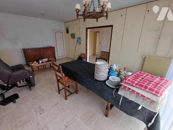  Dombasle-sur-Meurthe 

Maison de 122 m² à conforter dans son ensemble sur un terrain plat de...