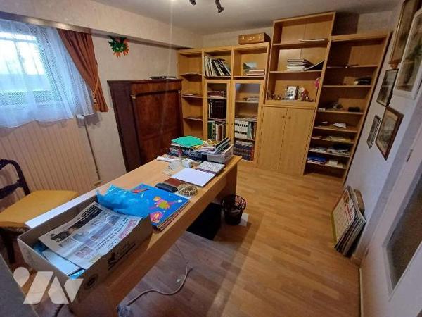  Dombasle-sur-Meurthe 

Maison de 122 m² à conforter dans son ensemble sur un terrain plat de...