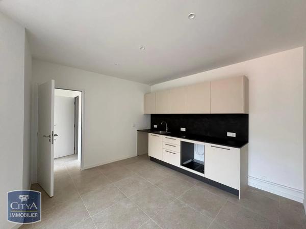 Appartement à louer 3 pièces 63.85m² Nice (06000)