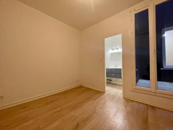 Appartement Bordeaux 3 pièce(s) 61 m2 + Terrasse env 18 m2