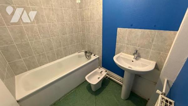 Appartement T2 de 52 m² avec balcon et stationnement - Malo-les-Bains, quartier Méridien - à 5 ...