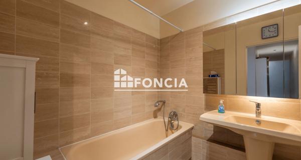 À vendre Appartement 4 pièces 89 m² - Courbevoie 92400