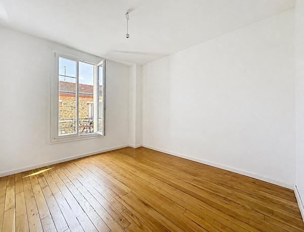 Appartement Suresnes 3 pièce(s) 46 m2