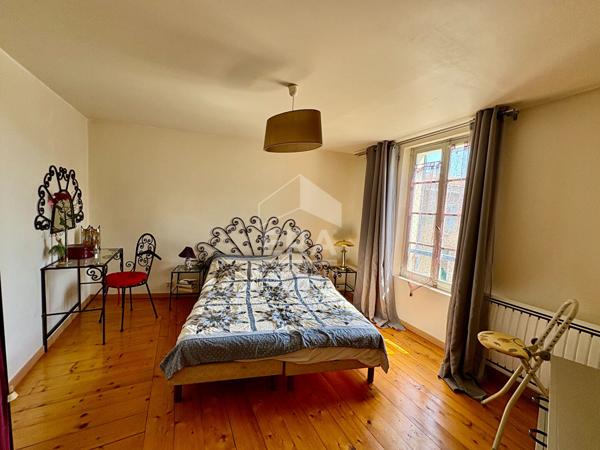 Maison Sainte Foy La Grande 89m² habitables dont 2 chambres avec jardinet