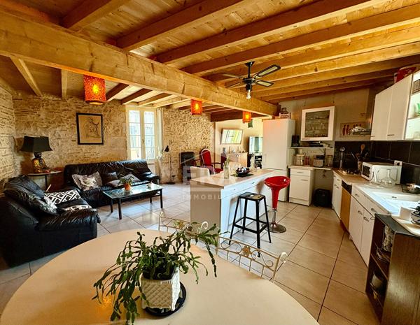 Maison Sainte Foy La Grande 89m² habitables dont 2 chambres avec jardinet
