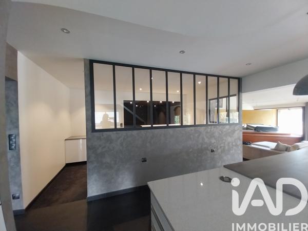 Immeuble à vendre 853 m² Lécousse