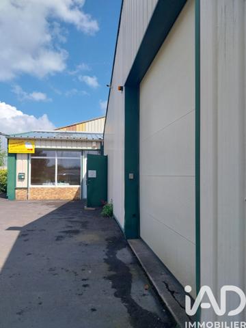 Immeuble à vendre 853 m² Lécousse