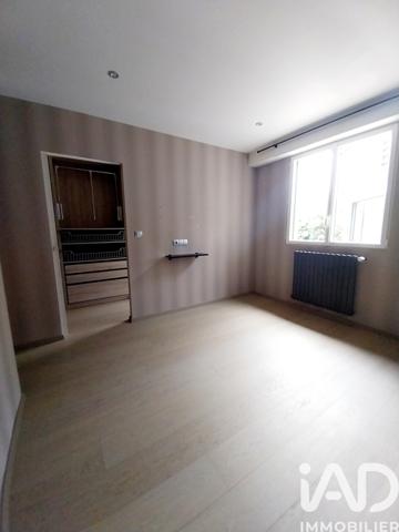 Immeuble à vendre 853 m² Lécousse