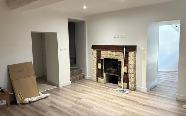 Maison à louer    3 pièces •  Cosne-Cours-sur-Loire