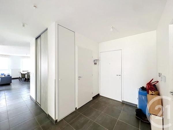 Appartement F4 à vendre  4 pièces - 89,36 m 2   COURNON D AUVERGNE  - 63