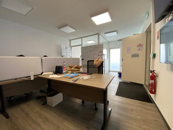 LOCAL COMMERCIAL - AXE PASSANT ALBI