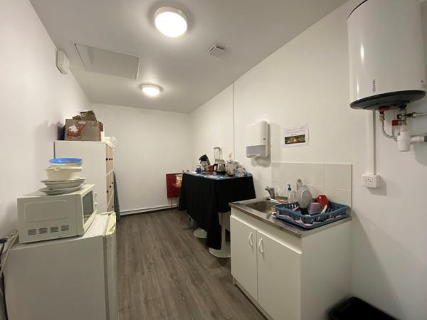 LOCAL COMMERCIAL - AXE PASSANT ALBI