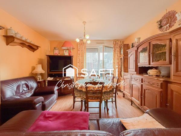 T2 récent loué avec parking - Ste Marie/St Léon