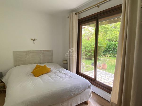 Appartement Maisons Laffitte 5 pièce(s) Loyer 2 200 €/mois charges comprises **  - Référence  4058