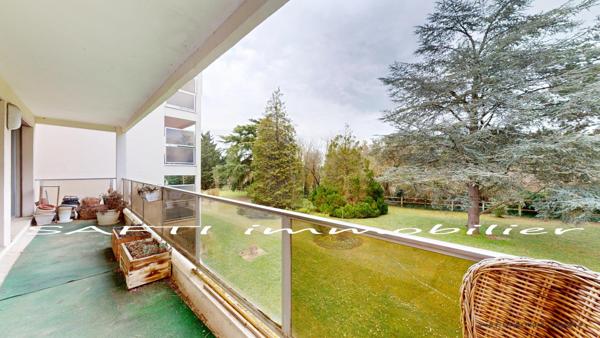 Grand appartement 109m2 – 3/4 Chambres – cave – box privé 2 voitures - Résidence privée.