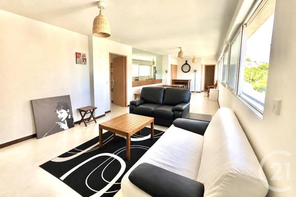 Appartement T4 à vendre  4 pièces - 133,22 m 2   MARTIGUES  - 13