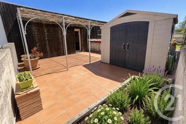 Appartement T4 à vendre  4 pièces - 133,22 m 2   MARTIGUES  - 13