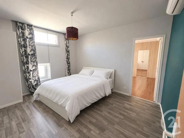 Appartement T4 à vendre  4 pièces - 133,22 m 2   MARTIGUES  - 13