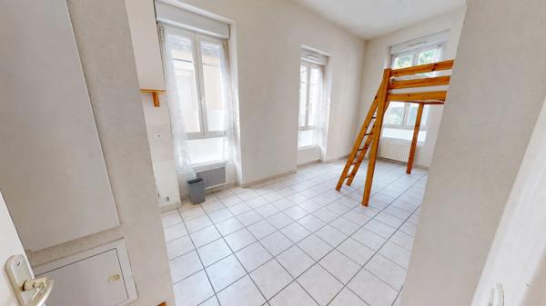 Studio 24m2