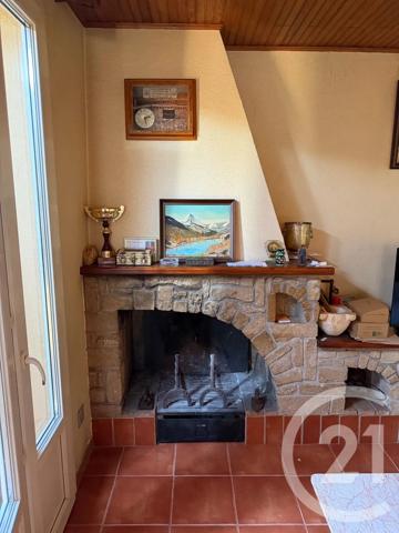 Maison à vendre  4 pièces - 73,30 m 2   BRIGNOLES  - 83