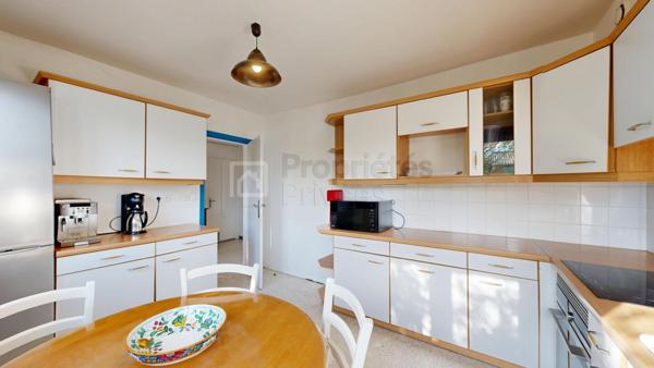 Maison rénovée avec garage à Ramonville