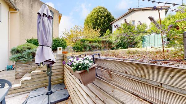 Maison rénovée avec garage à Ramonville