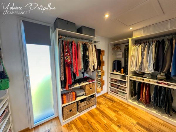 Maison à vendre de plain-pied avec 3 chs + 1 bureau, 594 m² de terrain - MONTAIGU VENDEE (85)