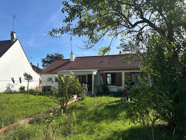 Charmante maison de plain-pied avec véranda et jardin sans vis-à-vis Saint-Jean-de-Braye