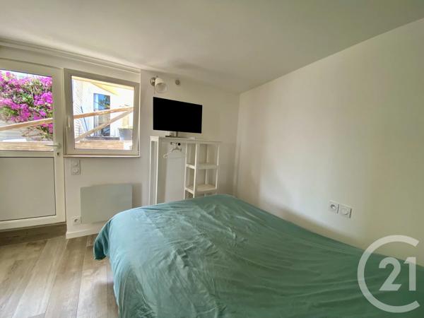 Maison à vendre  4 pièces - 76 m 2   VILLEFRANCHE SUR MER  - 06