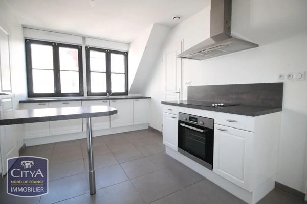 Appartement à louer 4 pièces 86.57m² Boulogne-sur-Mer (62200)
